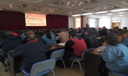 堅(jiān)定信念 對(duì)黨忠誠，融會(huì)貫通 學(xué)以致用