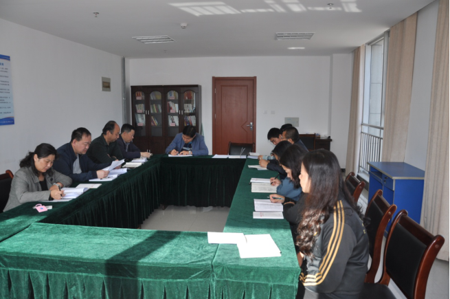 民爆黨支部學(xué)習(xí)習(xí)近平總書記“7.26”重要講話精神迎接黨的十九大勝利召開(kāi)